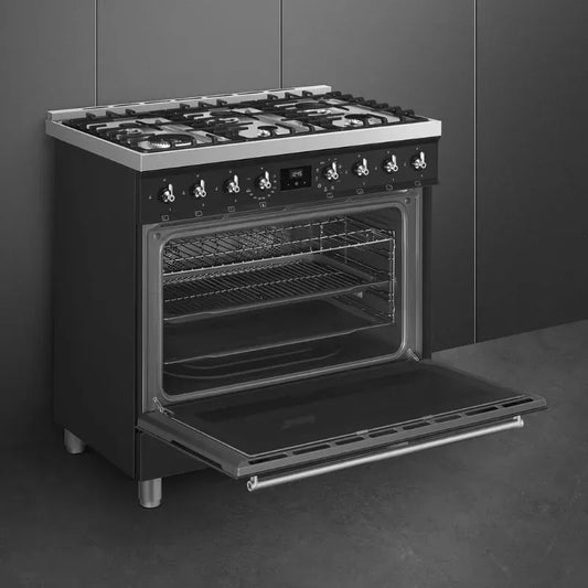 https://www.tafelberg.co.za/stores/za.co.storefront7.tafelberg/products/c9mambssa2/pictures/smeg-90cm-gas-electric-cooker-c9mambssa2-open_3gm5.jpg