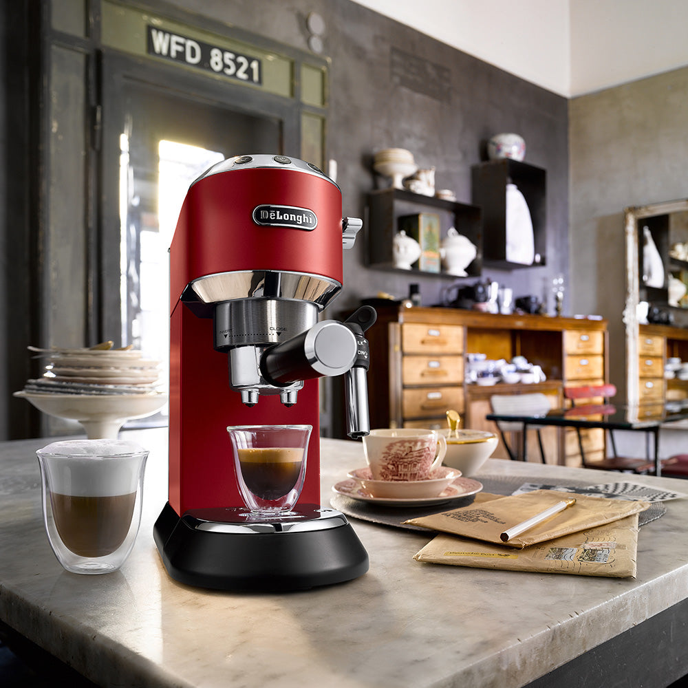 DeLonghi Dedica Style Manual Pump Espresso Machine EC685 Matte Red
