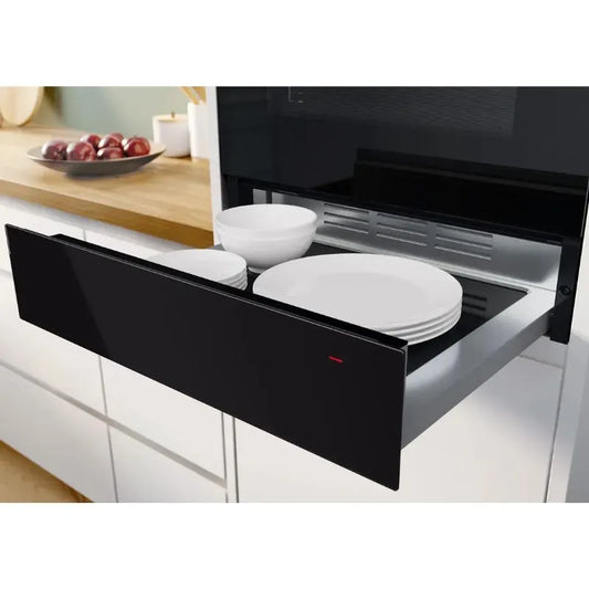 https://www.tafelberg.co.za/stores/za.co.storefront7.tafelberg/products/bic7101b1/pictures/bosch-14cm-warmer-drawer-bic7101b1-plate-and-cup-warmer_usq6.jpg