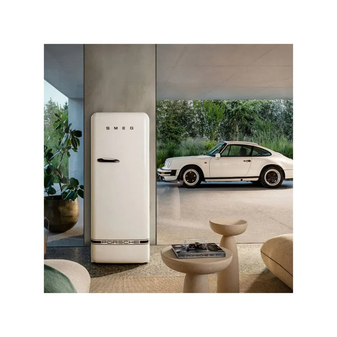 https://www.tafelberg.co.za/stores/za.co.storefront7.tafelberg/products/fab28rdpcw6/pictures/smeg-carrara-white-porsche-fab28-fridge-fab28rdpcw6-04_fe9j.jpg