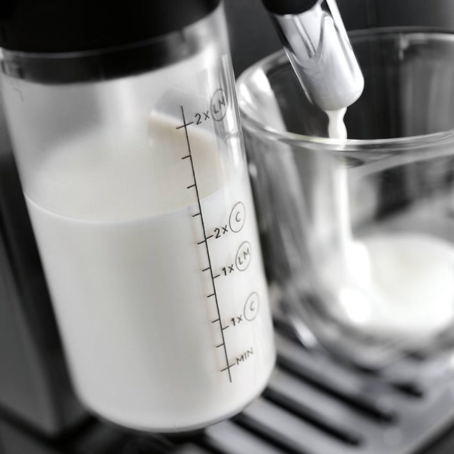 De'Longhi Magnifica Evo Bean-to-Cup Coffee Machine ECAM290.61.B